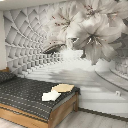 apartman Lilium Apartment Sarajevo Bagian luar foto